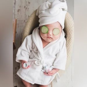 Newborn white rob and headwrap